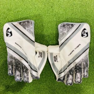 sg keeping batting gloves